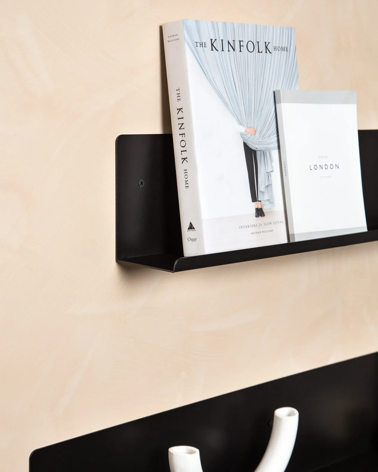 FOLD Display Ledge 600mm ∙ Black